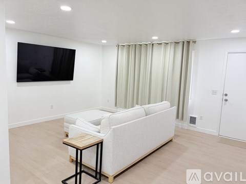 300 Blossom Dr 3 Beds Apartment for Rent