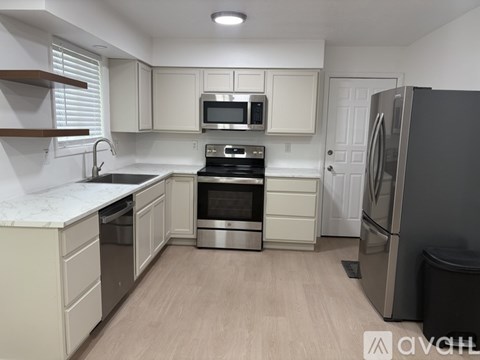 300 Blossom Dr 3 Beds Apartment for Rent