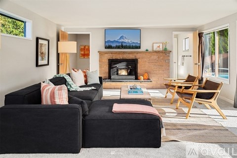 927 Northwest 105Th Street 2 Beds Apartment for Rent