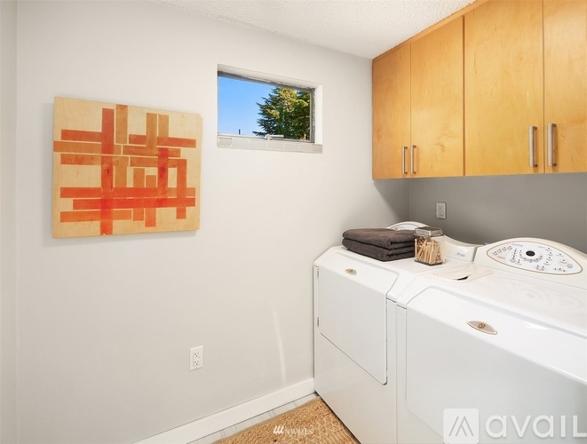 927 Northwest 105th Street 2 Beds Single Family Home for Rent - Photo gallery 3