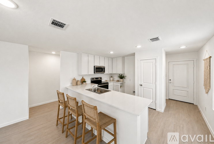 233 Pastar Falls 4 Beds Single Family Home for Rent - Photo gallery 3
