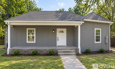 904 E College St 3 Beds Apartment for Rent