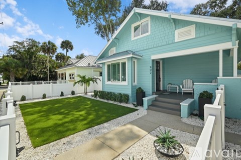 402 North Orange Street 3 Beds Apartment for Rent