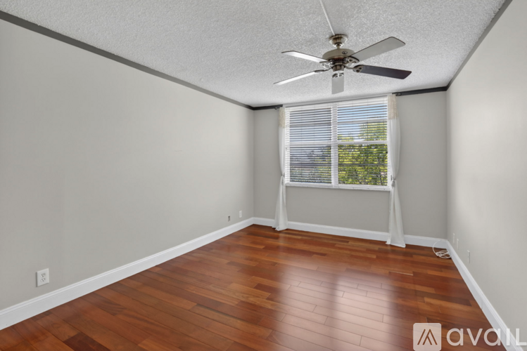 6600 Cypress Road 2 Beds Apartment for Rent - Photo gallery 5