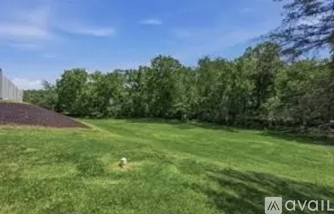 283 Brookwood Road 4 Beds Apartment for Rent
