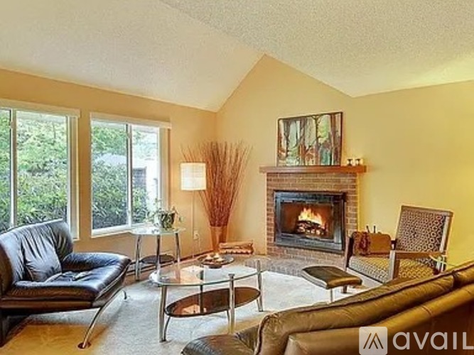 2440 140th Avenue Northeast 3 Beds Single Family Home for Rent - Photo gallery 2