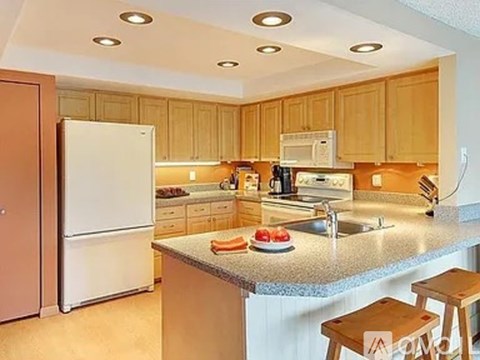 2440 140Th Avenue Northeast 3 Beds Apartment for Rent