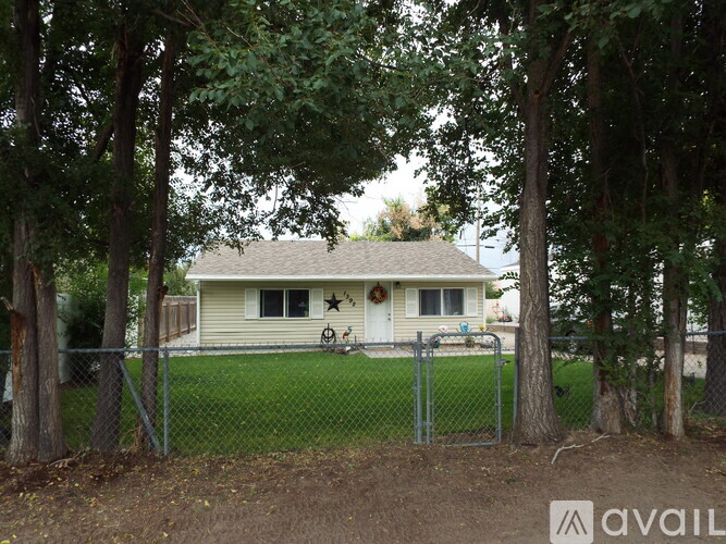 1392 Canyon Ave 3 Beds Single Family Home for Rent - Photo gallery 2