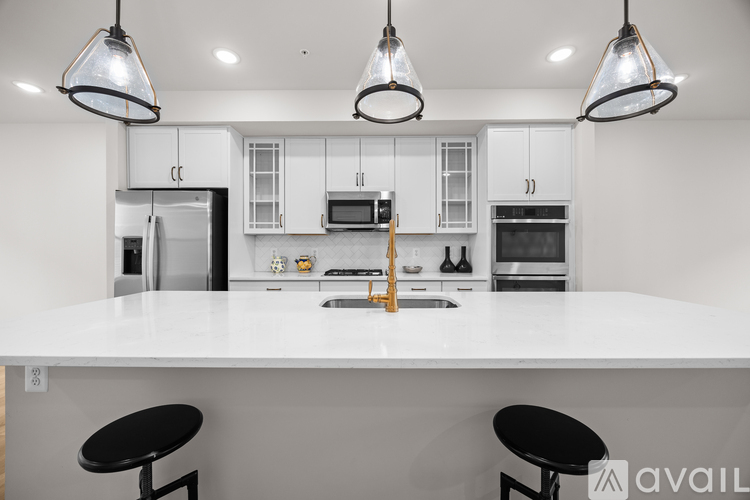 402 Matlock Ln 4 Beds Townhouse for Rent - Photo gallery 5