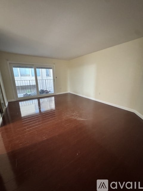 226 S Mc Pherrin Ave 3 Beds Apartment for Rent