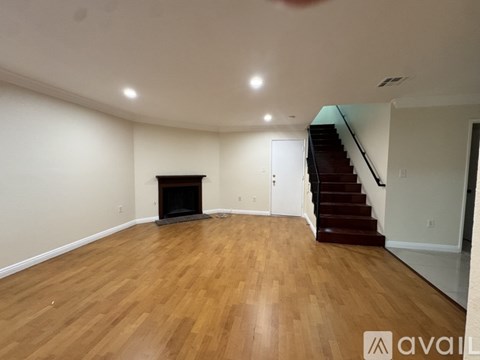 226 S Mc Pherrin Ave 3 Beds Apartment for Rent