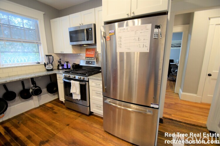 235 Chestnut Hill Ave 4 Beds Apartment for Rent - Photo gallery 5
