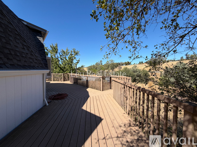 1740 Green Valley Rd 4 Beds Single Family Home for Rent - Photo gallery 4
