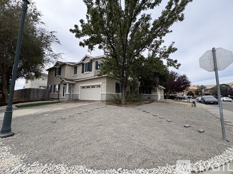 Mcinnis Ln 4 Beds Apartment for Rent