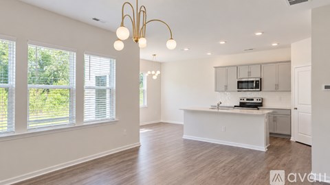 250 Chapel St 3 Beds Apartment for Rent