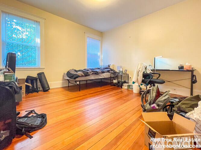 209 Chestnut Hill Ave 4 Beds Apartment for Rent - Photo gallery 4