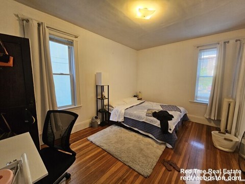 119 Browne St 3 Beds Apartment for Rent
