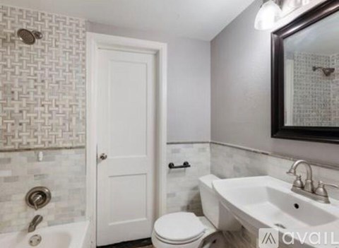 1244 Clower 2 Beds Apartment for Rent