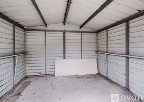 1244 Clower 2 Beds Apartment for Rent