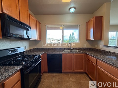 300 Moon Cir 2 Beds Apartment for Rent