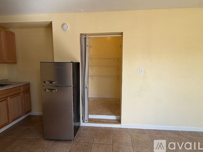 269 Silver Beach Rd Studio Apartment for Rent - Photo gallery 3
