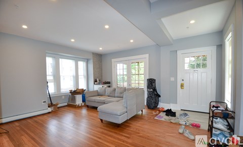 6 South St 4 Beds Apartment for Rent