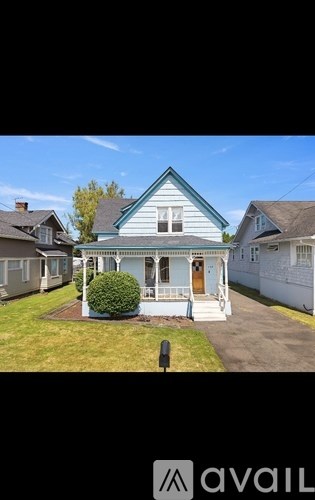 706 6Th Street 4 Beds Apartment for Rent