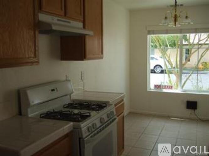 11579 Park Lane 2 Beds Single Family Home for Rent - Photo gallery 3