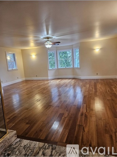 1622 Southwest 140th Street 6 Beds Single Family Home for Rent - Photo gallery 5