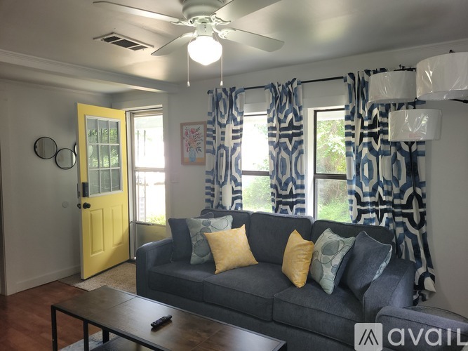 329 Morris Street 2 Beds Single Family Home for Rent - Photo gallery 2