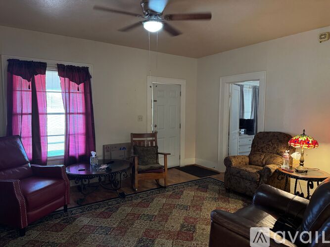 1825 11th St 2 Beds Single Family Home for Rent - Photo gallery 3