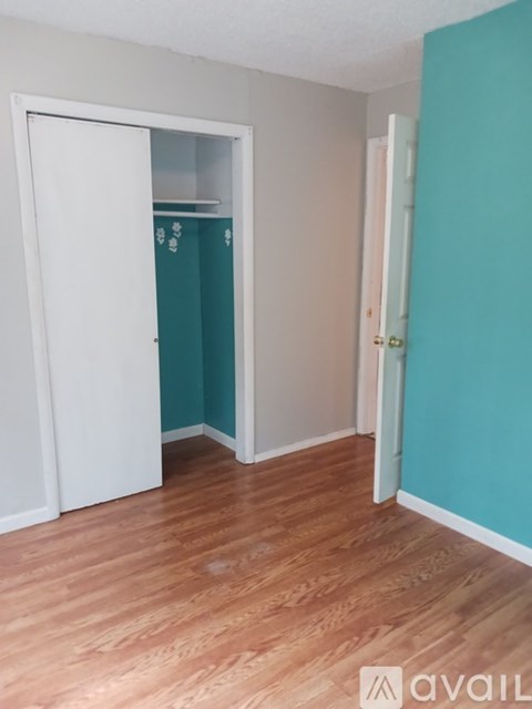 455 Hide-A-Way Dr 3 Beds Apartment for Rent