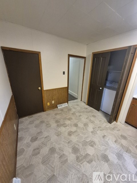 612 8Th Ave S 4 Beds Apartment for Rent