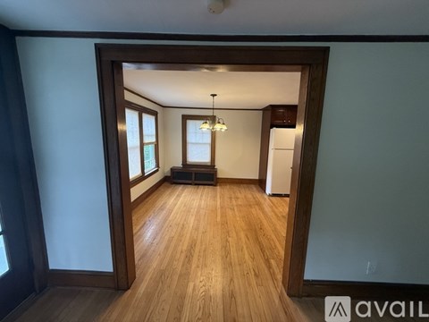 1909 Main Street 2 Beds Apartment for Rent