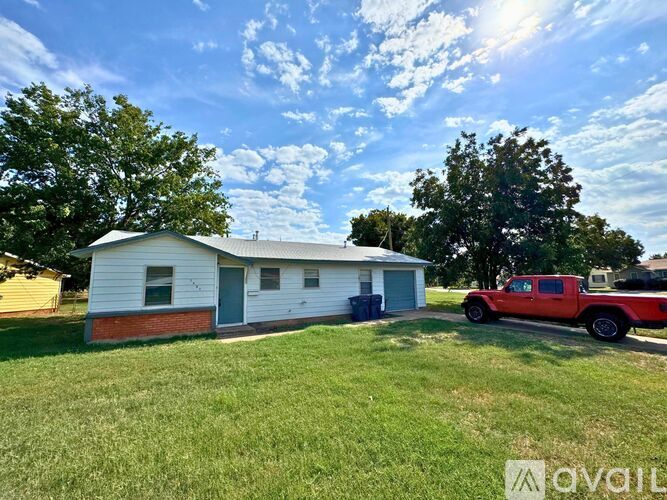 1401 E Cortez Dr 3 Beds Single Family Home for Rent - Photo gallery 1