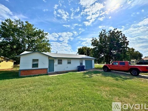 1401 E Cortez Dr 3 Beds Apartment for Rent