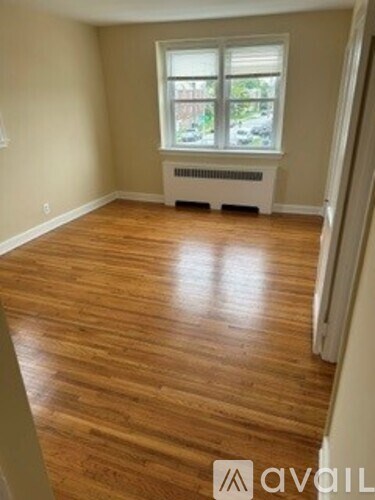 1300 Unruh Ave 2 Beds Apartment for Rent