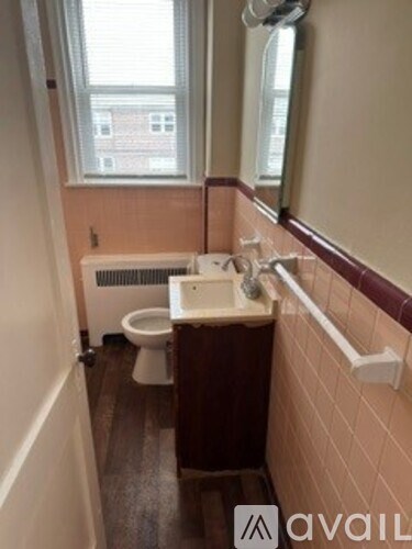 1300 Unruh Ave 2 Beds Apartment for Rent