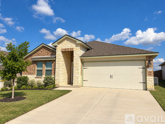 1948 Rosson St 3 Beds Single Family Home for Rent - Photo gallery 2