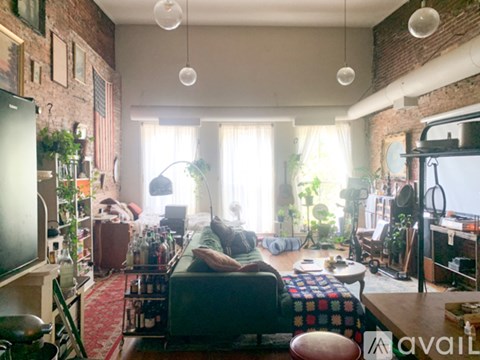 98 Main St 2 Beds Apartment for Rent