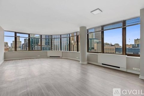 303 E Ohio St 2 Beds Apartment for Rent