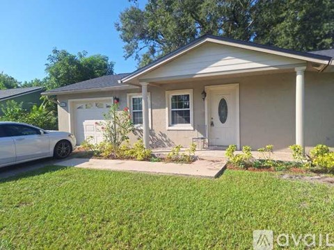 809 Florida Pkwy 3 Beds Apartment for Rent
