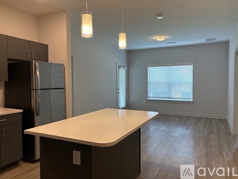 87 Shepherd Hills Drive 2 Beds Apartment for Rent