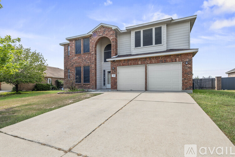 418 W Iowa Dr 5 Beds Single Family Home for Rent - Photo gallery 1