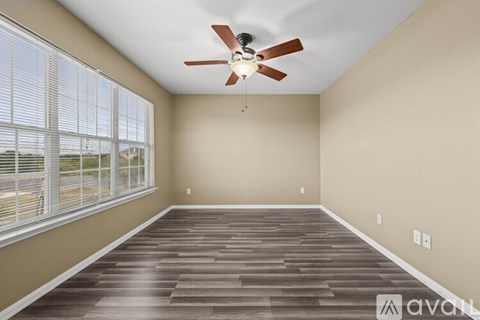 418 W Iowa Dr 5 Beds Apartment for Rent