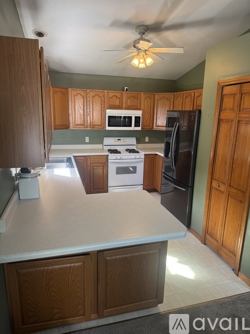 3311 Rustic Ln 3 Beds Single Family Home for Rent - Photo gallery 5