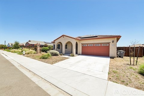 635 Honey Bee Road 4 Beds Apartment for Rent