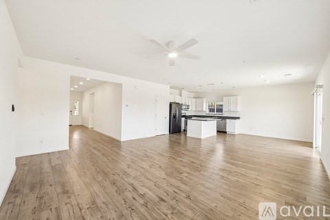 635 Honey Bee Road 4 Beds Apartment for Rent