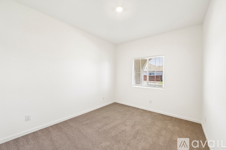 635 Honey Bee Road 4 Beds Single Family Home for Rent - Photo gallery 5