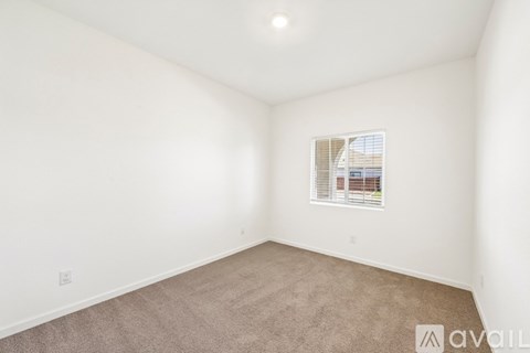 635 Honey Bee Road 4 Beds Apartment for Rent